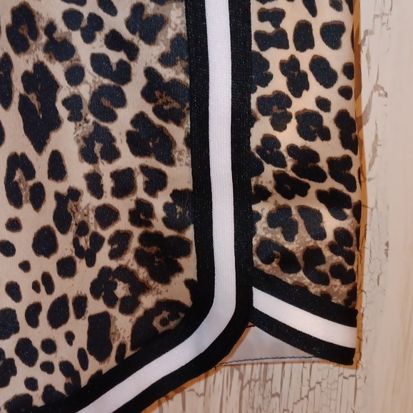 Leopard Print Sport Shorts - Picture 4 of 5